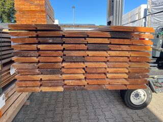 Ca. 128x Douglas Zweeds Rabat, 26x190mm, lengte 400cm